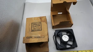 Ventilador axial cuadrado estándar HOFFMAN A-4AXFN 4-5/8x4-5/8x1-1/2 115VAC 2221 - Imagen 1 de 4