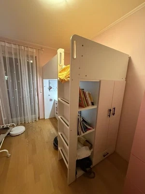 Kinder Hochbett mit integriertem Schreibtisch und Schrank - Bild 1 von 4