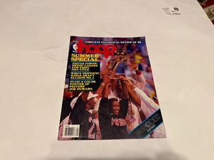 NBA Hoop 1989 NBA summer special magazine-detroit pistons-joe dumas poster - Picture 1 of 1