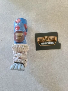 Marvel Legends (LEFT Leg BAF PART) Korg Actionfigur (THOR LOVE & THUNDER) - Bild 1 von 4