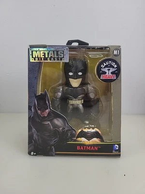 全新 METALS DIE CAST 蝙蝠侠 VS 超人雕像 M1 蝙蝠侠 JADA 玩具 2015 金属  — 第 1/4 张图片