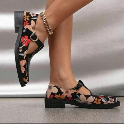 NWT EURO SZ 7.5 Floral Vegan Leather Chunky Platform Pointed Mary Jane Shoe - Image 1 of 4