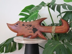 Hawaii Hand Made Solid Wood 21" Lei O Mano Polynesian Dagger Engraved Island Map - Picture 1 of 6