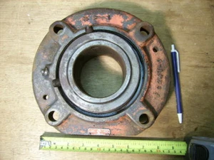 Verbindungsriemen 2 15/16" Bohrung vorgesteuerter Flansch 4 Bolzen Patronenlager - Bild 1 von 4