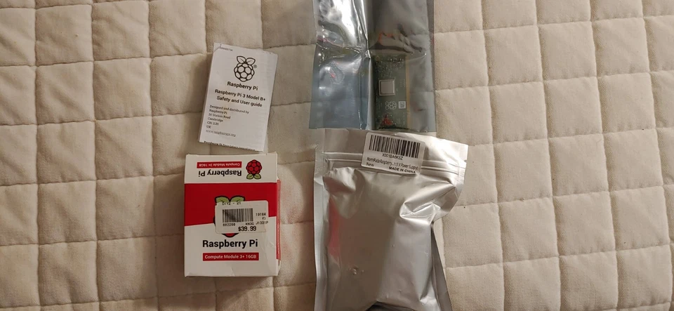 Raspberry Pi 3+ 16GB NEW with power supply - Image 1 of 1