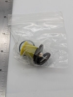 Amphenol BX07A8-4P Connector - Image 1 of 4