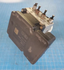 2008 Jeep Wrangler 3.8L ABS Anti-Lock Brake Pump Assembly OEM 52125441AD OEM - Picture 1 of 5