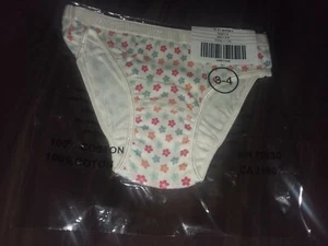 Brand New Girls White Underwear with Floral Pattern Size 3-4 (LS) - Picture 1 of 1