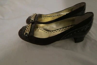 Винтажный Y2K Juicy Couture женщин коричневый бархат цепочка насосы каблук туфли размер 7 Италия - Изображение 1 из 4