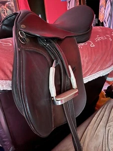 collegiate english saddle - Picture 1 of 4