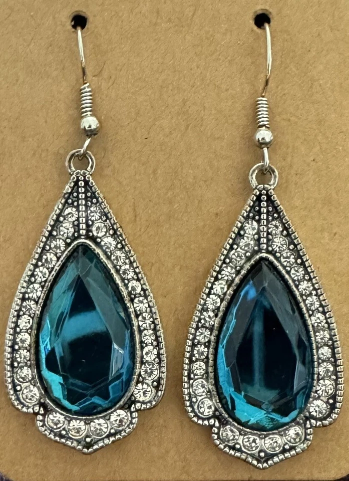 Paparazzi Earring Superstar Stardom Turquoise Blue Rhinestone Silver Tone  L54 - Image 1 of 1