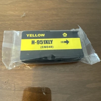 HP 951 XL Compatible Ink Cartridges - YELLOW CN048 - Image 1 of 2