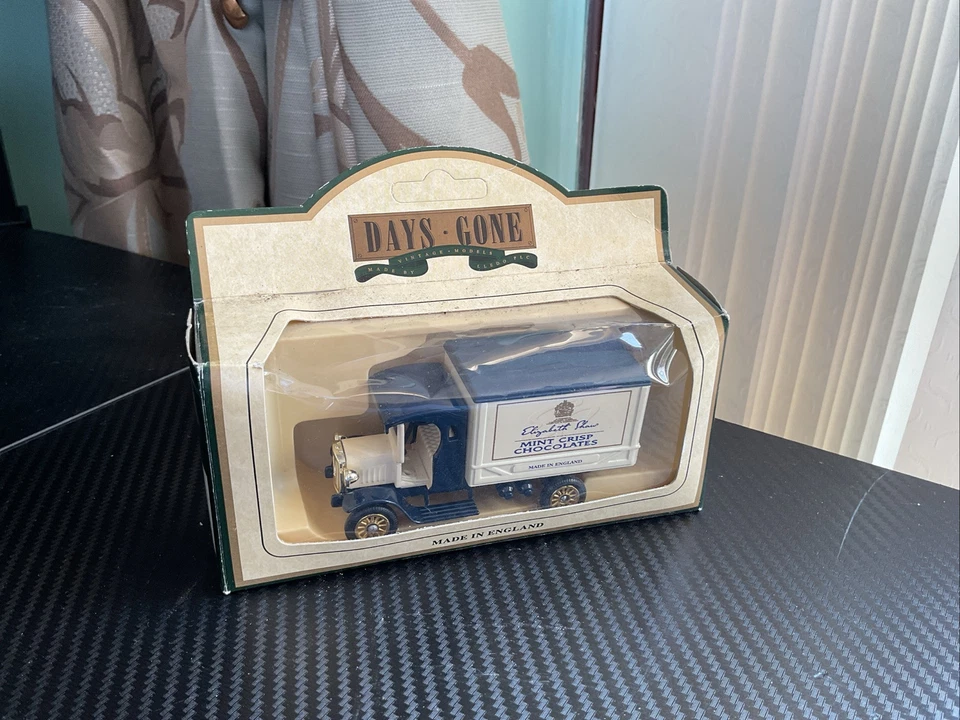 Lledo Promo Model LP66 Dennis Delivery Van No Tampo Colour Sample Yellow Black