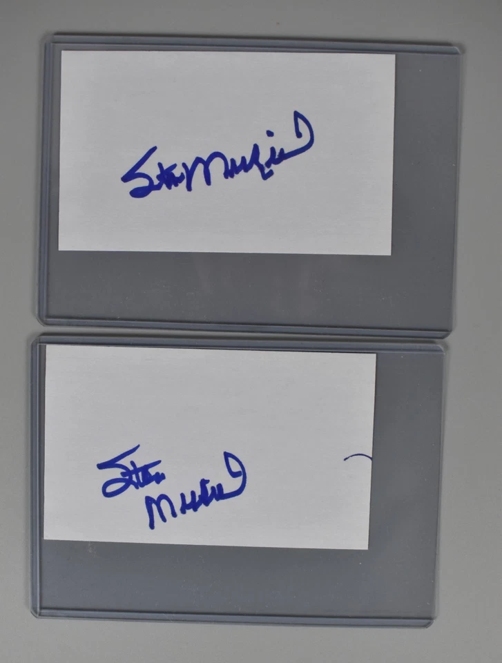 Lot of 2 Stan Musial Signed Autographed Index Cards - Image 1 of 1