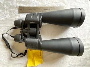 Barska Binoculars 12-60 x 70 ZOOM 120FT/1000 yds in Original Carrying Bag - Picture 1 of 15