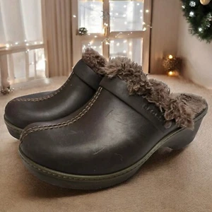 Crocs Cobbler Eva Clogs Mules Womens 7 Faux Fur Lined Brown Shoes Casual Comfort - Picture 1 of 12