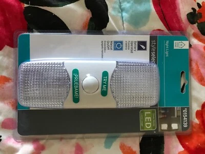 Style Selections Night Light - Image 1 of 2