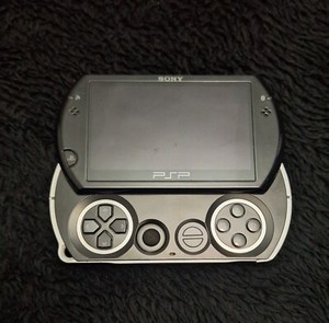 Sony PSP Go Console Black N1001 With A Lot Of Games + Charger