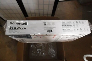Honeywell Micro Defense 16 x 25 x 4 Merv 12 Damaged - Picture 1 of 4