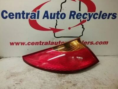 Luz trasera del conductor cupé cuarto montado en panel se adapta a 01-02 SATURN SERIE S 165478 Foto 1 de 3