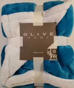 Olive Home Sherpa Soft Plush Throw, Teal Blue And White, NWT - Picture 1 of 2