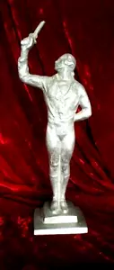 Modellino Alexander Hamilton Vintage Art Deco 13" argento metallo - usa - Foto 1 di 6