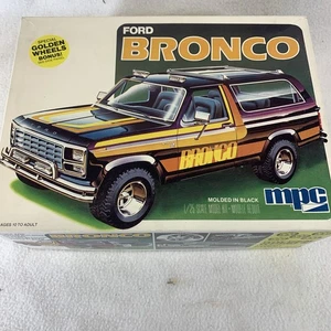 Kit modellino Ford Bronco MPC vintage 1979 1-0434 edizione originale - Foto 1 di 13