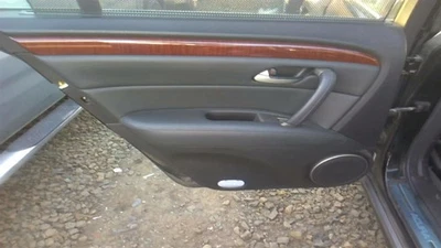 RL        2011 Door Trim Panel Rear 30895161 - Изображение 1 из 4