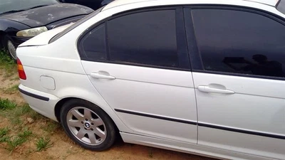 Puerta trasera de pasajero sedán mercado de Canadá para BMW 320i 01-05 OEM Foto 1 de 4