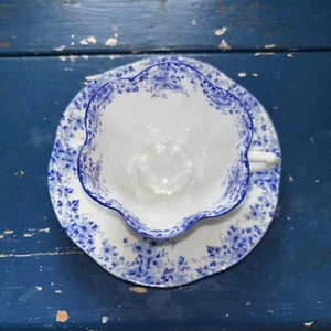 ¡TAZA Y PLATILLO ACANALADOS FINOS SHELLEY CHINA! DELICADO PATRÓN AZUL - Imagen 1 de 11