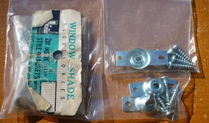 LOT of (4 Pairs) Harmony House Inside Mount Roller Shade Brackets - Picture 1 of 2