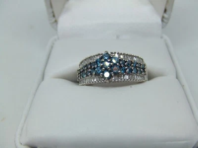 Кольцо из желтого золота 10 карат с синими и белыми бриллиантами размер 8,5 - Изображение 1 из 4