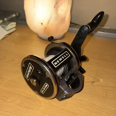 Newell Reel S 332-5 Graphite Fishing Reel - Image 1 of 4