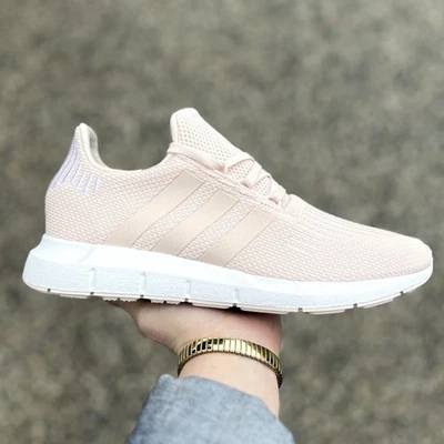 Adidas Swift Run 1.0 Mujer Zapato Atlético Correr Tenis Calzado Entrenador #478 Foto 1 de 4