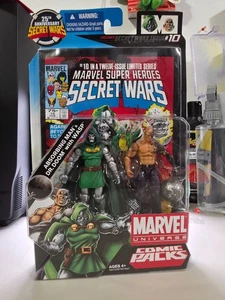 Marvel Universe Confezione Fumetti Assorbente Uomo e Dr Destino con Vespa H28 - Foto 1 di 5