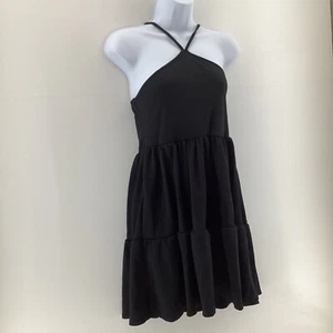 Boohoo Womens Dress Size 10 Black Textured Tiered Halterneck Smocked NWT - Picture 1 of 7