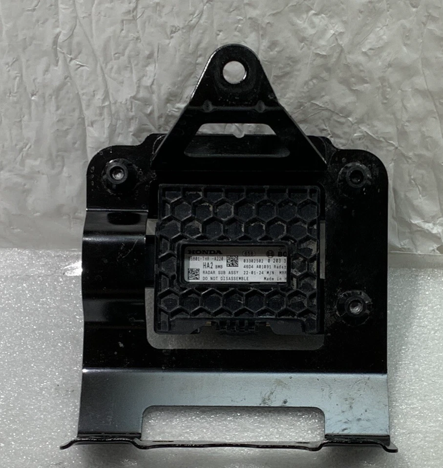 2019 2020 Honda Odyssey Adaptive Cruise Distance Control W/Bracket 36801-THRA220 - Image 1 of 4