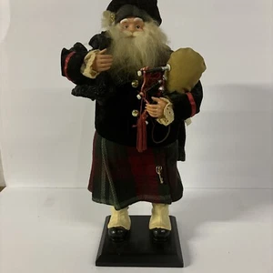 Scottish Bagpipe Santa 18 inches tall - Picture 1 of 4