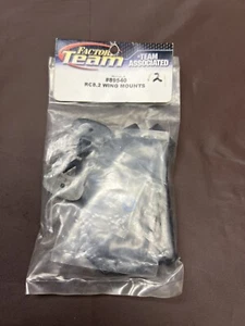 RC Team Associated RC8.2 Wing Mount Set Factory 89540 - Picture 1 of 2