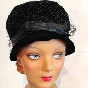 50s 60s Vintage Black Velvet Cloche Hat - Picture 1 of 4