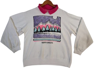 Sudadera De Colección Años 80 Dakota del Norte Cuello Alore Para Mujer Mediana Blanca Hecha en EE. UU. Foto 1 de 4