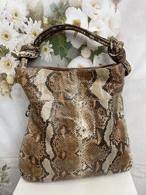 BOLSO DE MANO GRANDE DONNA KARAN MODERNO ARIES GENUINO PITÓN SHOPPER NUEVO CON ETIQUETAS PRECIO DE VENTA SUGERIDO POR EL FABRICANTE 1995 USD Foto 1 de 4
