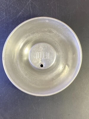 Molde Jell-o Marca Jell-o Redondo Sólido 7" Metal Vintage Vacaciones Foto 1 de 4