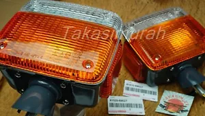 Toyota Land Cruiser FJ40 BJ40 OEM Genuine Front Turn Signal Lights Lamp LH & RH - Foto 1 di 8