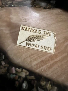 Vintage Kansas The Wheat State Gold White Lapel Hat Pin 1.25" ๐ - Picture 1 of 3