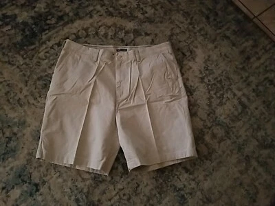 Nautica Established 1983  Men's Shorts Ivory Stone  Khaki  Cotton Size 40W - Image 1 of 4