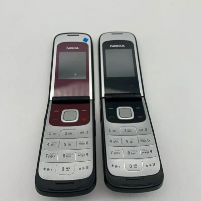 Nokia 2720 Mobile Phone with Original Screen Bluetooth FM MP3 Player Unlocked - Image 1 of 4