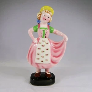 Estatuilla de porcelana con sombrero amarillo de colección de mediados de siglo marca Torii Japón - Imagen 1 de 5