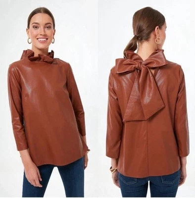 Corbata Tuckernuck marrón coñac faye top imitación cuero volantes cuello espalda pequeña Foto 1 de 4