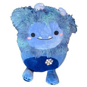 Squishmallows Dani Weihnachten Bigfoot Winter Schneeflocke Plüsch 12 Zoll NEU Yeti - Bild 1 von 3